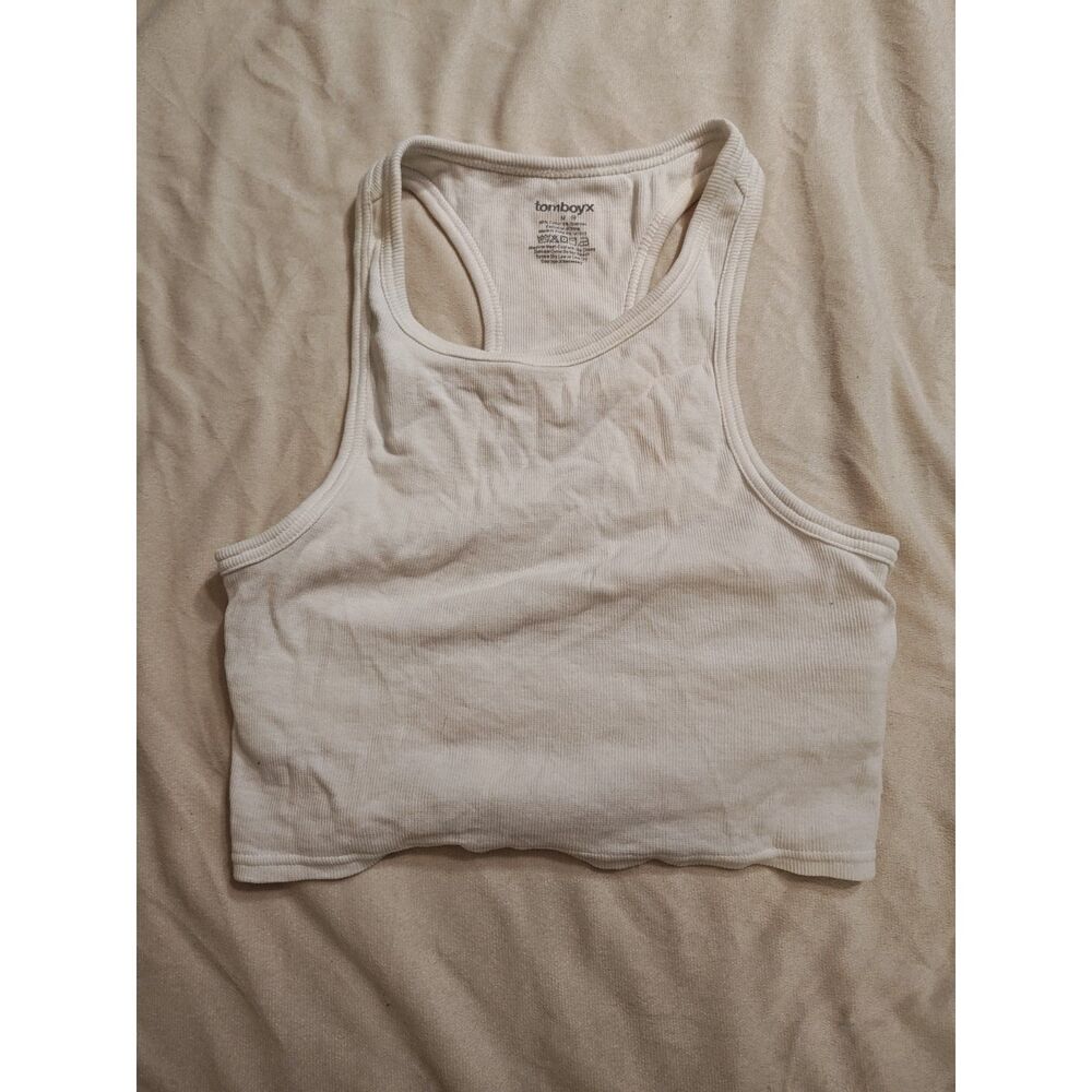 Ribbed white crop top